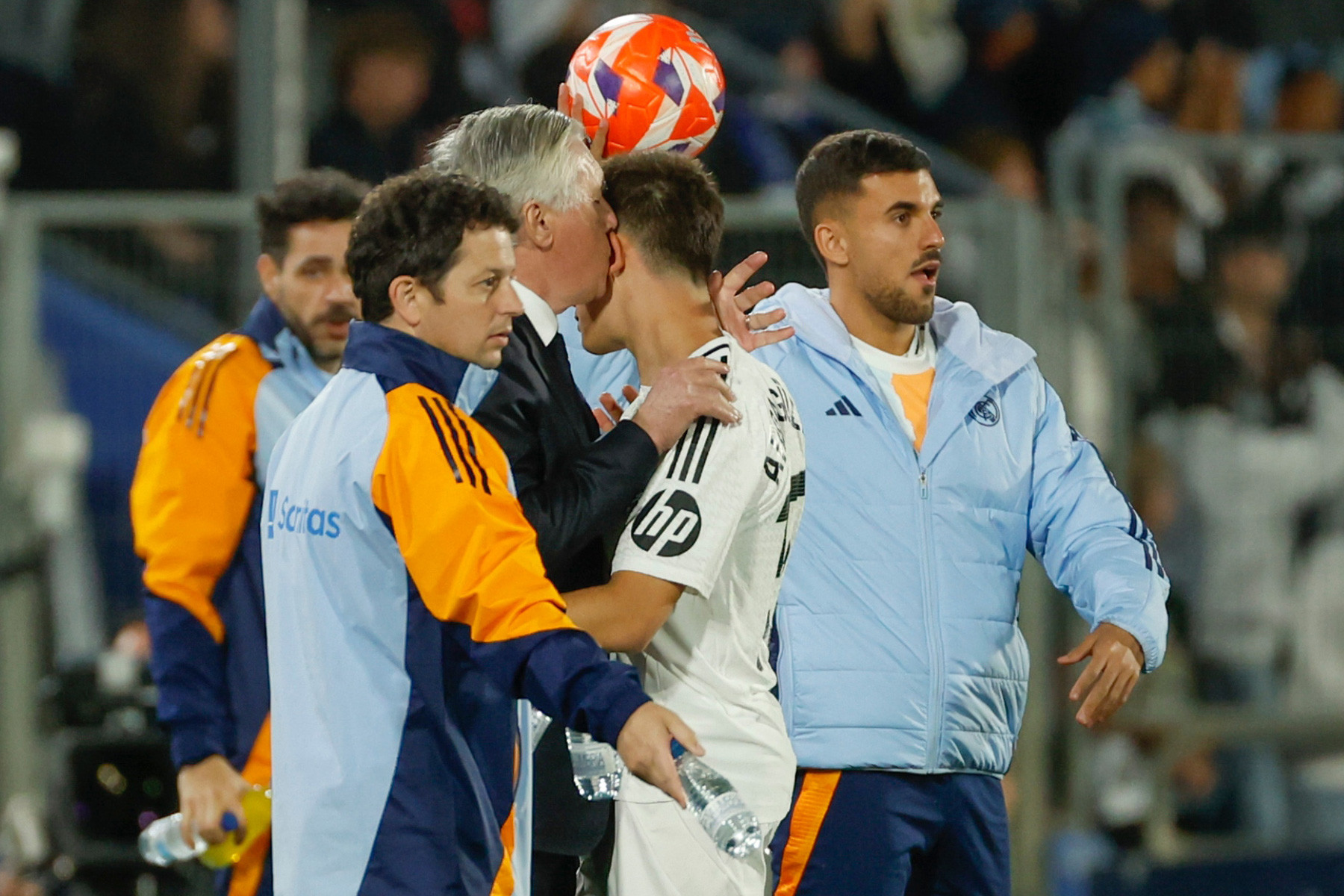 Real Madrid thắng nghẹt thở: Vũ điệu chàng trai trẻ Arda Guler Image hình ảnh hình ảnh hình ảnh David Ancelotti - Real Madrid thắng nghẹt thở: Vũ điệu chàng trai trẻ Arda Guler