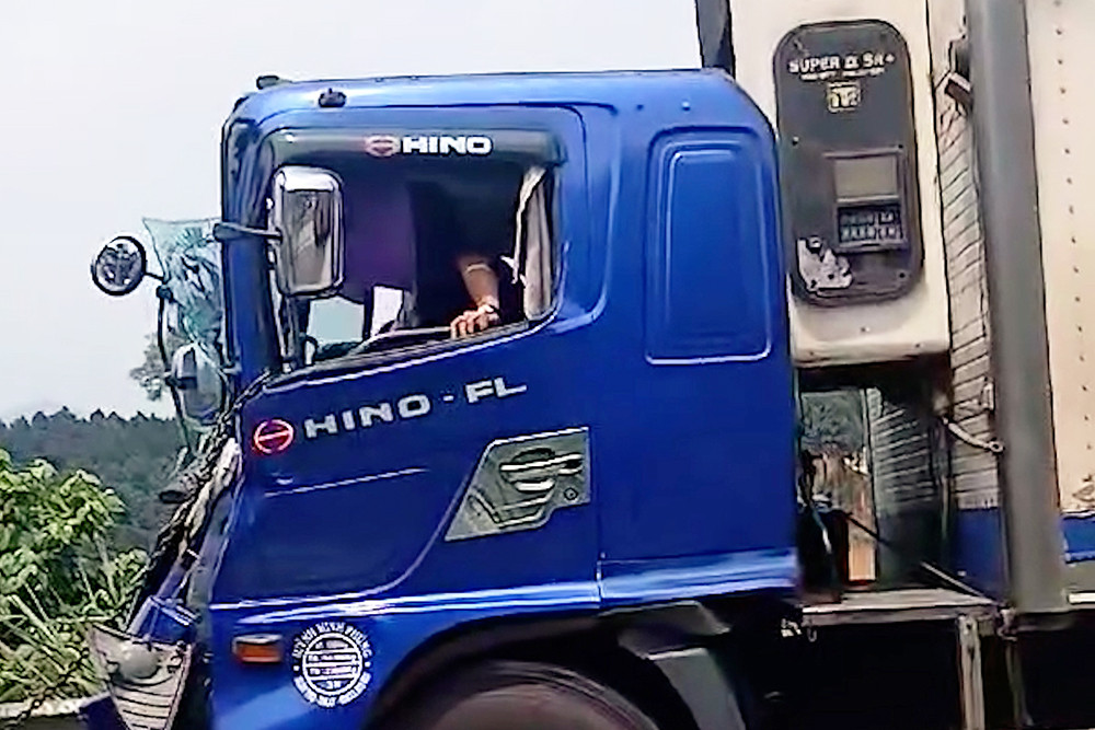 tai nan lien hoan 2.jpg