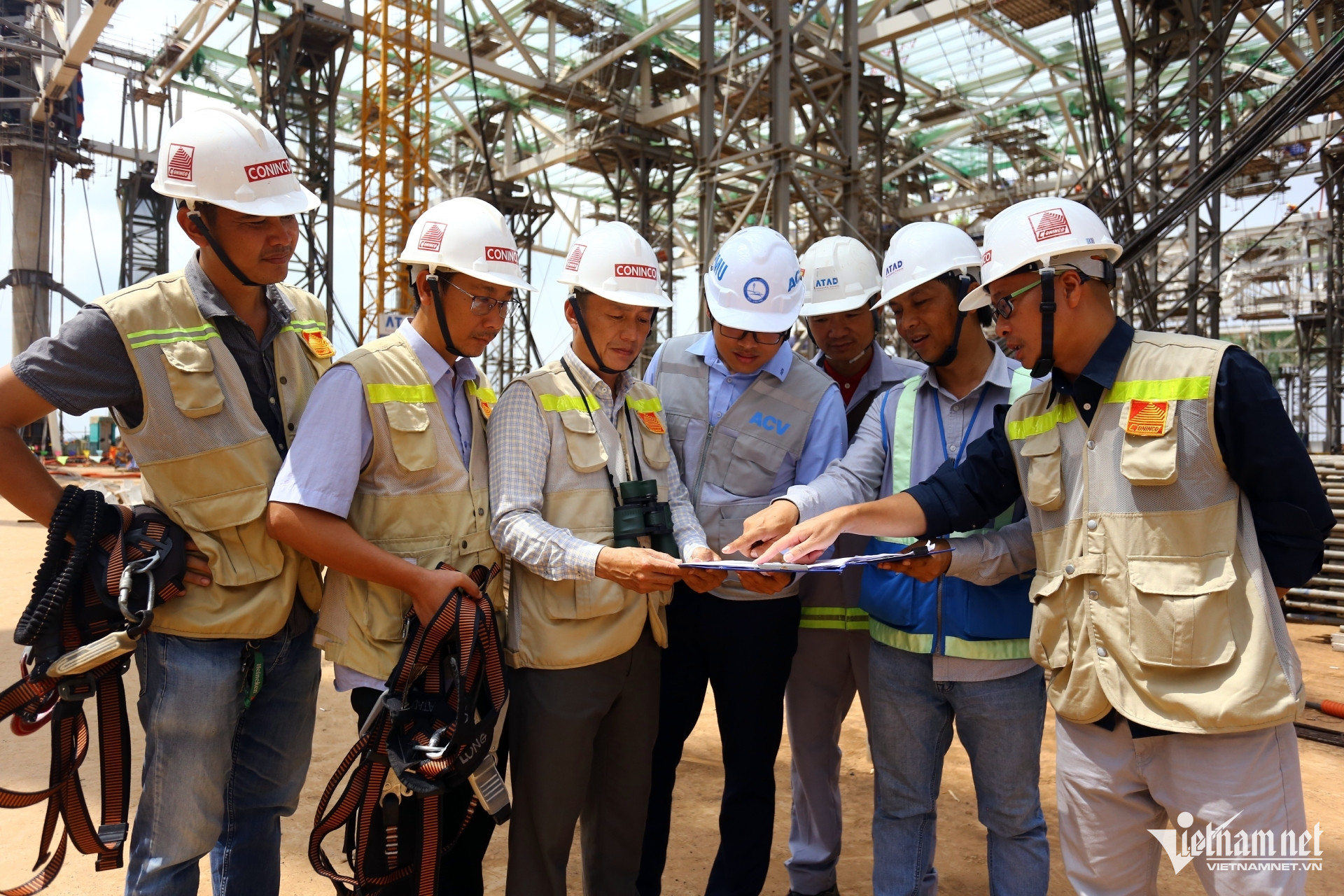 W-san bay long thanh5.jpg