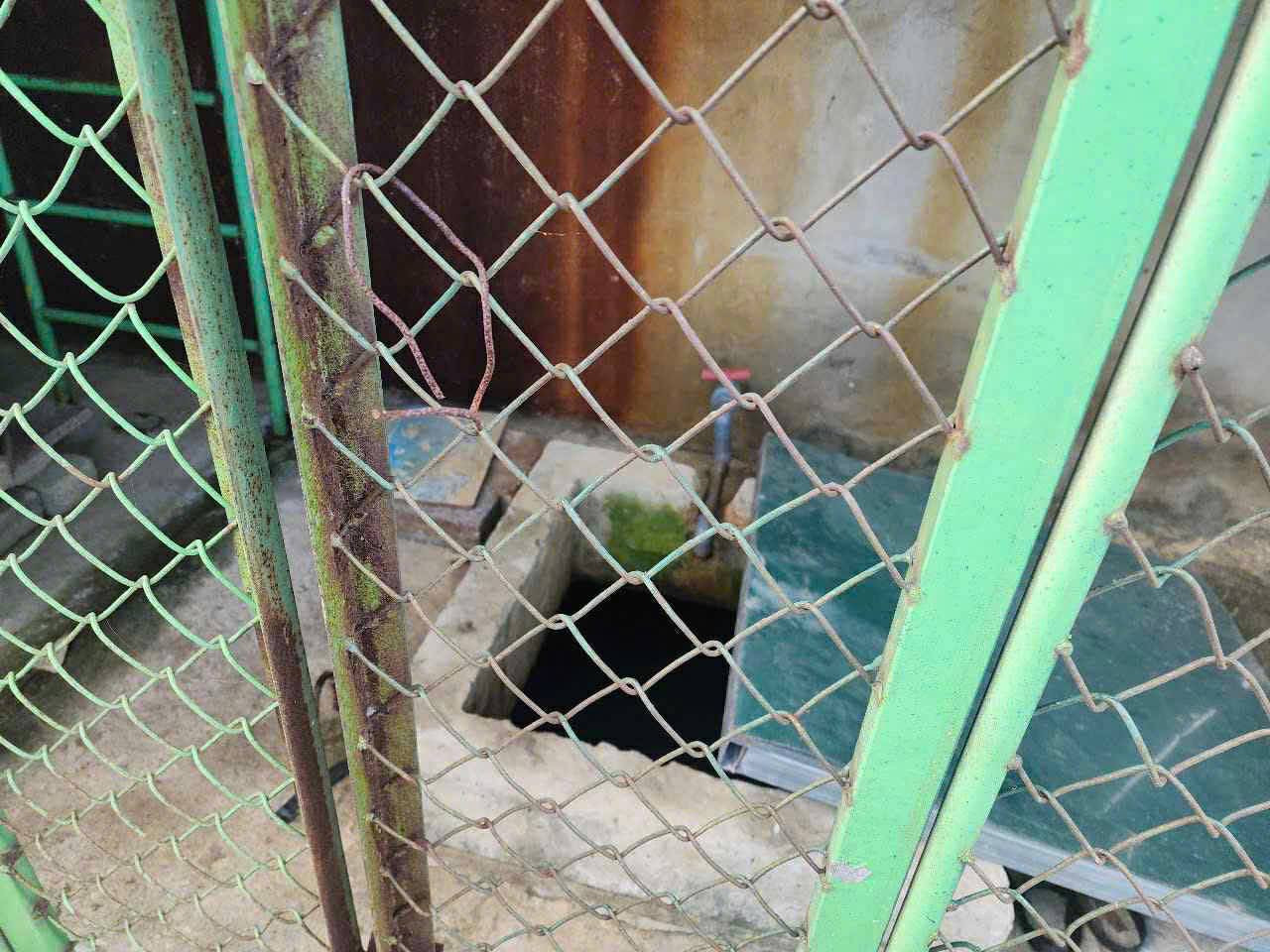 Bể nước .jpg