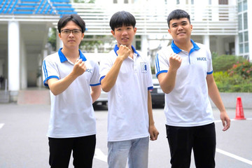 Nhóm sinh viên 'hô biến' phế thải thành vật liệu chống cháy, cách nhiệt