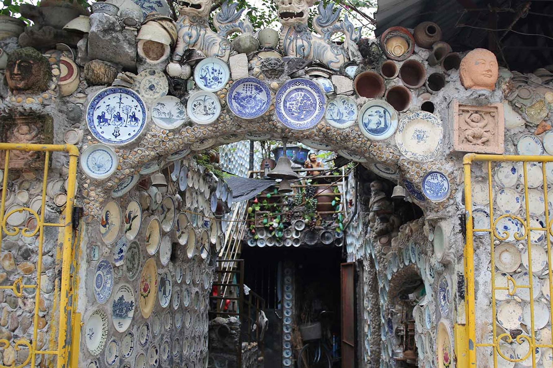 Những ngôi nhà 'độc và dị' nhất Việt Nam, kỳ quái 'ngôi nhà điên' ở Đà Lạt