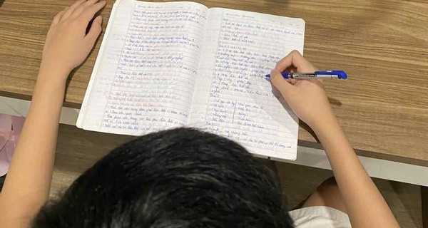 Sở GD-ĐT Hà Nội yêu cầu xác minh việc giáo viên dạy thêm học sinh chính khóa
