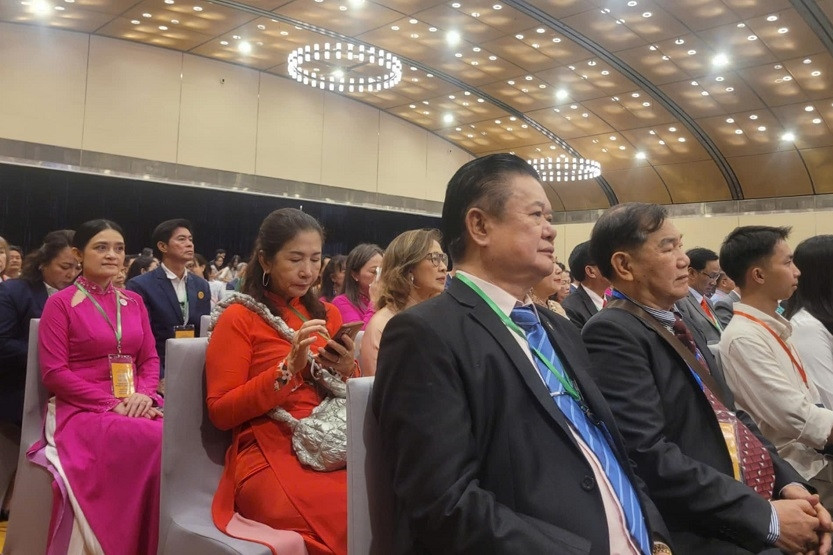 Trung tâm Việt Nam học khai giảng khóa tập huấn tiếng Việt cơ bản