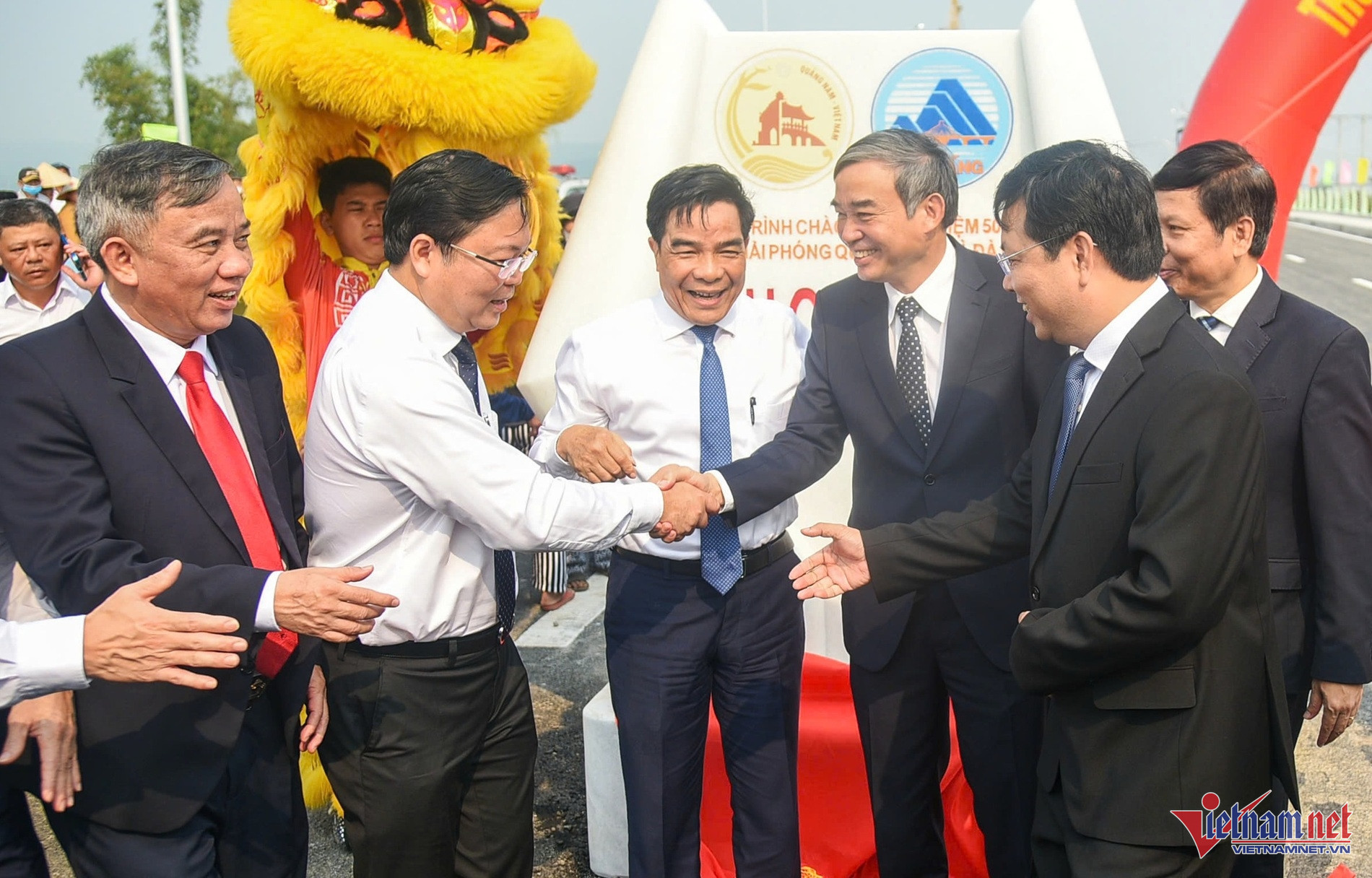 w anh1 1 101789.jpg