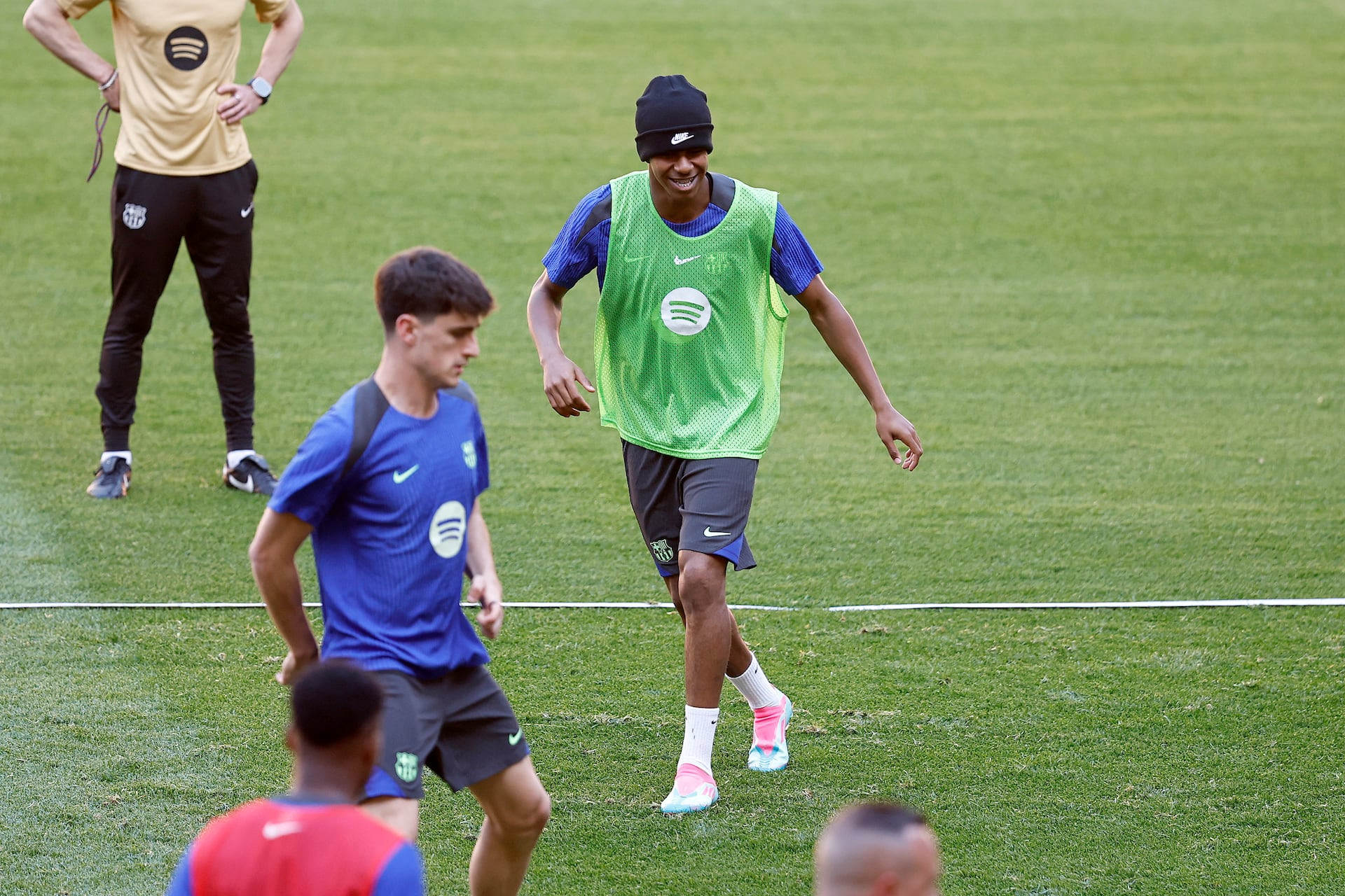 AS. Lamine Yamal nhuom toc 6.jpg