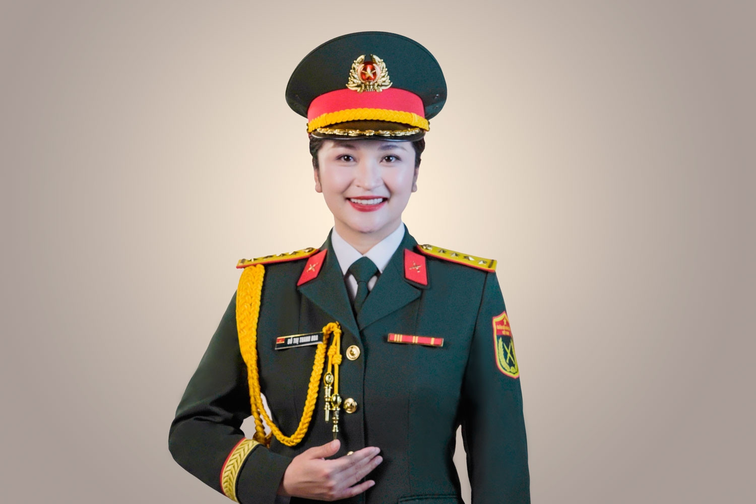 Đại uý, ca sĩ Tố Hoa làm điều đặc biệt chưa giọng ca nữ nào thực hiện