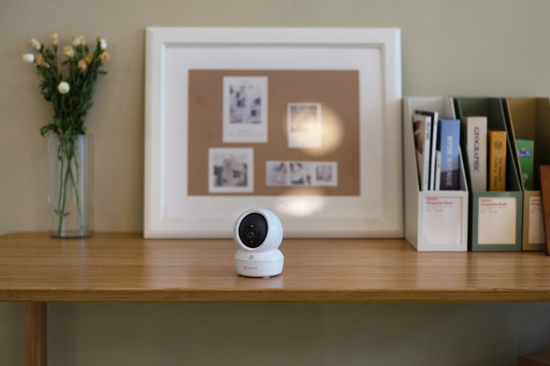 EZVIZ - camera thông minh đồng hành chăm sóc gia đình hiện đại