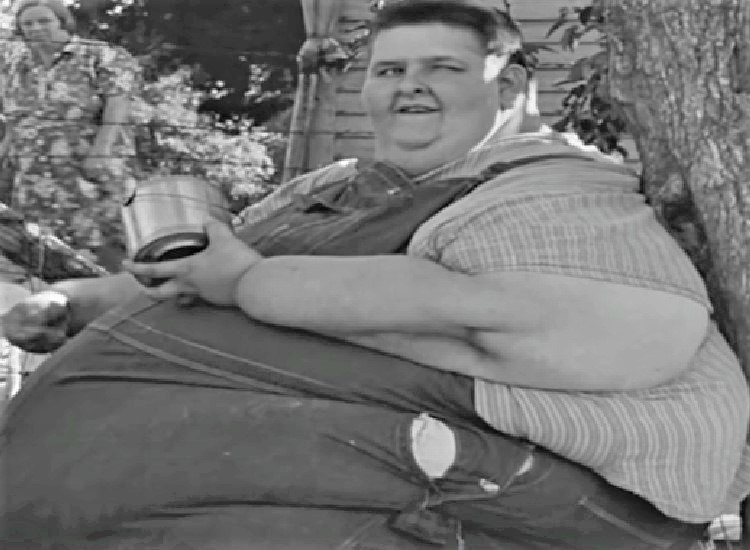 Jon Brower Minnoch Worlds heaviest human eve.jpg