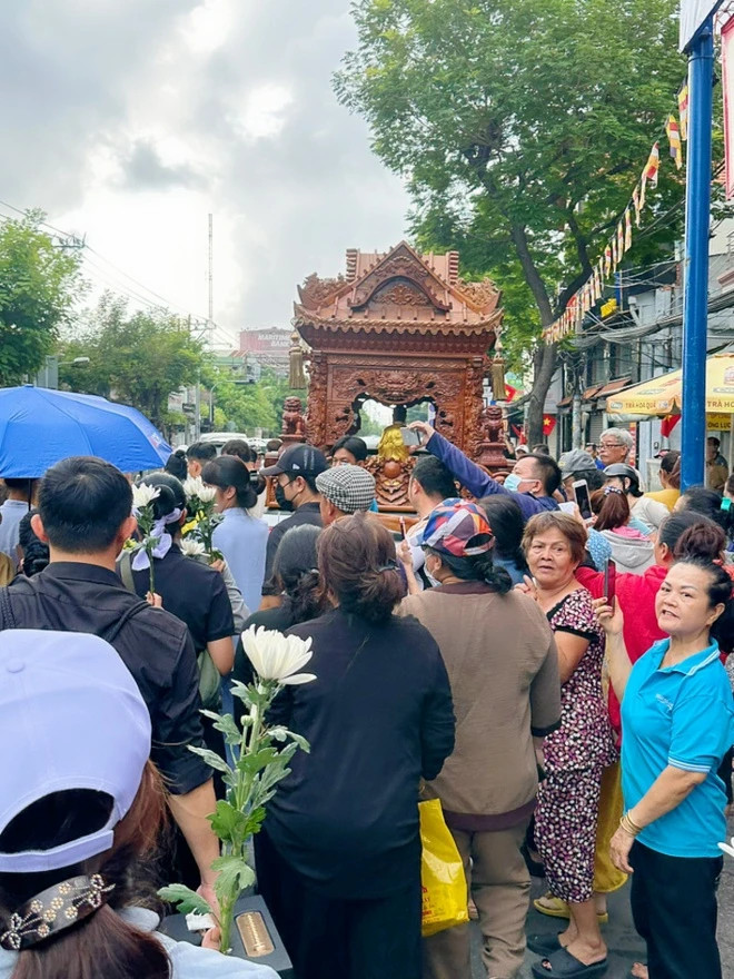 Quy Binh qua doi anh 2