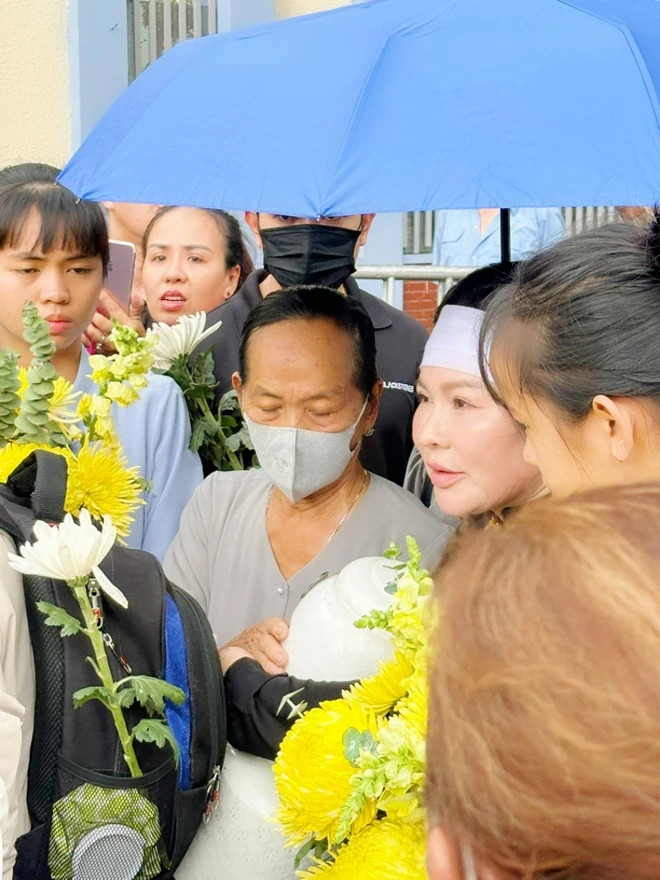 Quy Binh qua doi anh 1