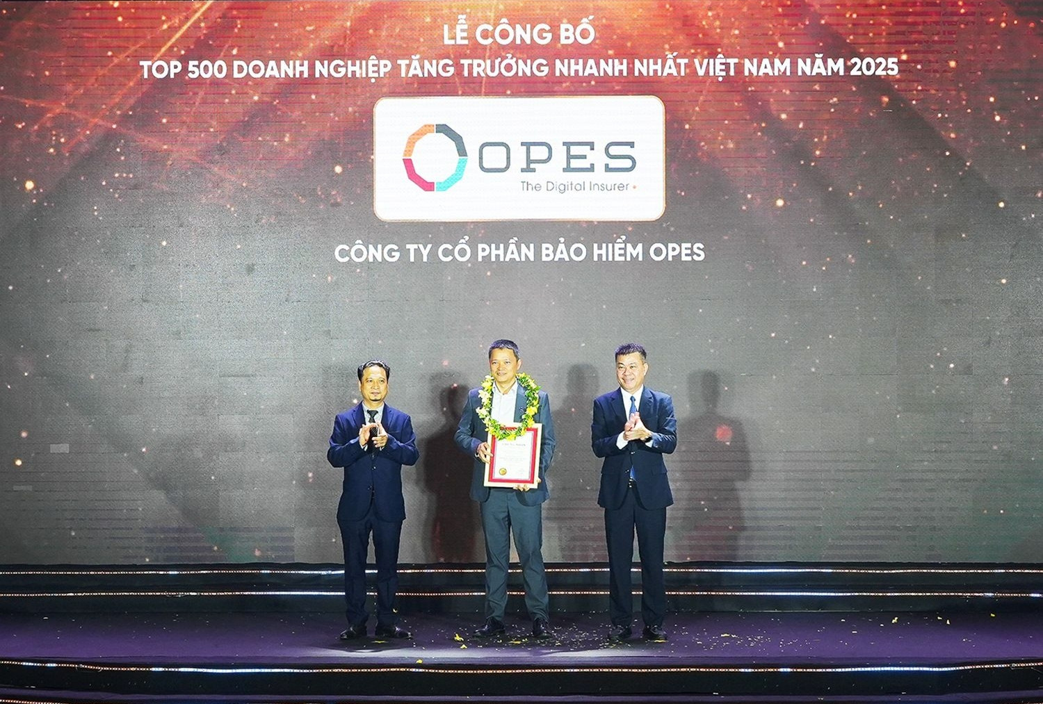 OPES dẫn đầu ngành bảo hiểm phi nhân thọ trong bảng xếp hạng FAST500
