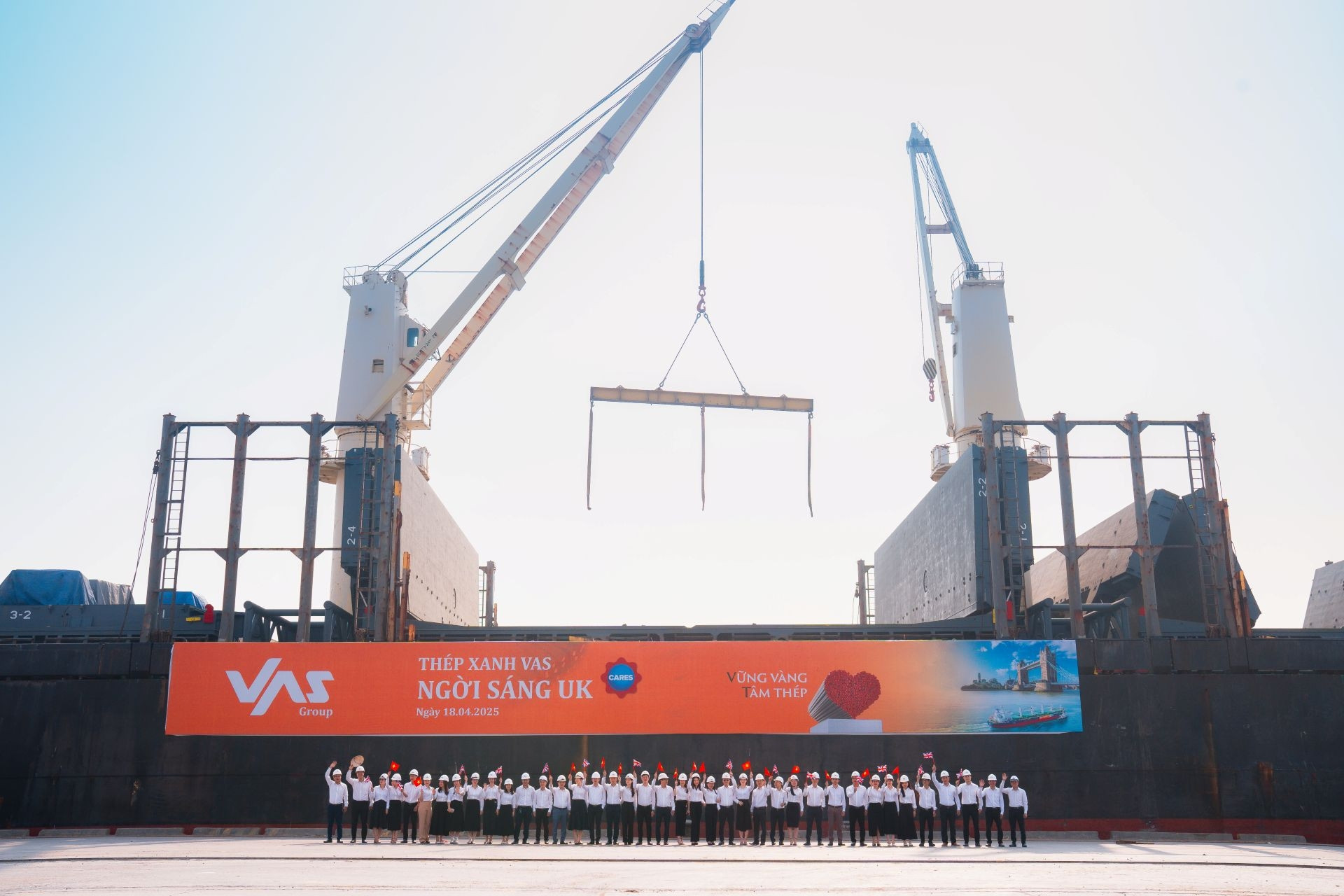 Thép xanh VAS xuất khẩu sang Anh quốc