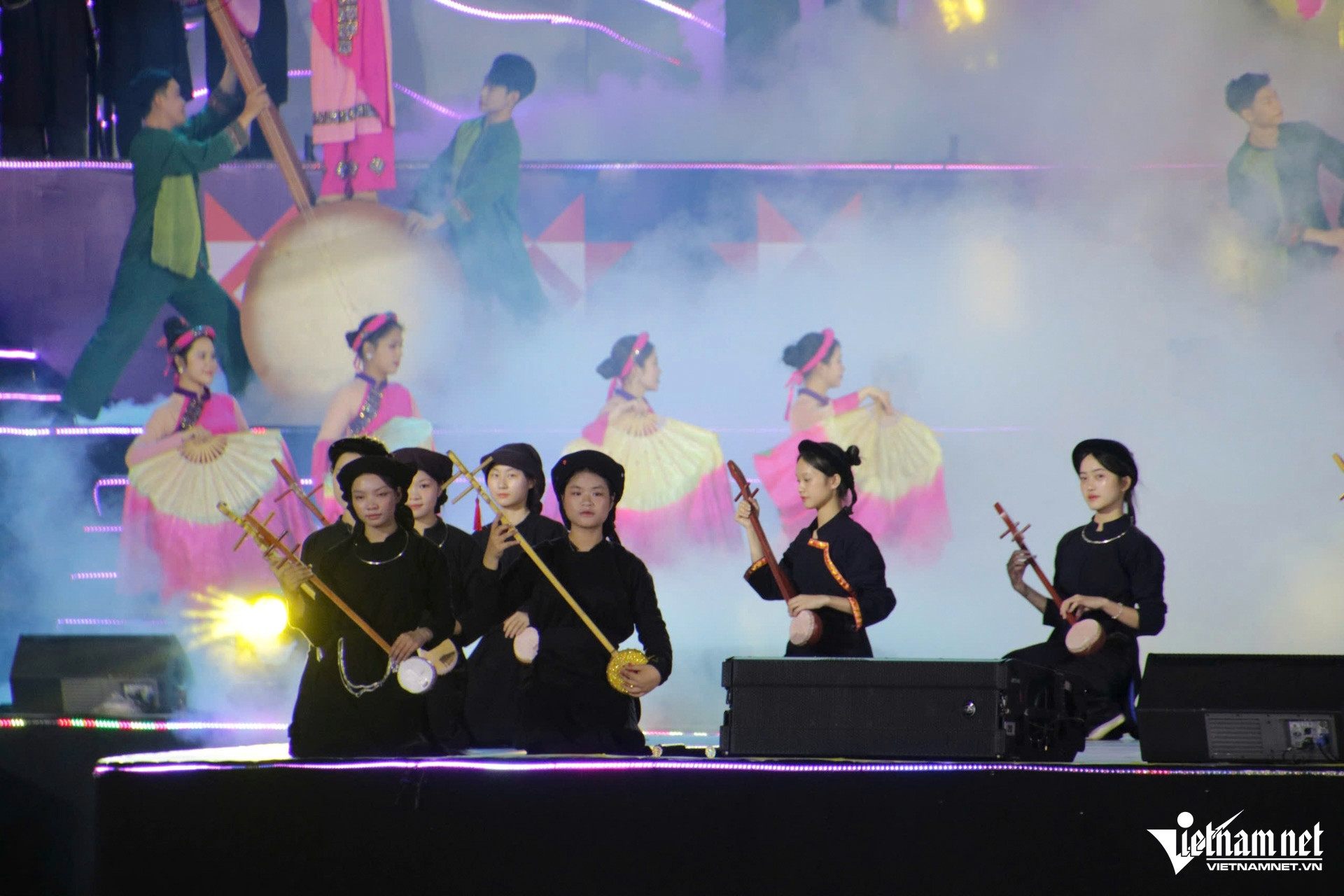 W-Bắc Kạn liên hoan.JPG.jpg