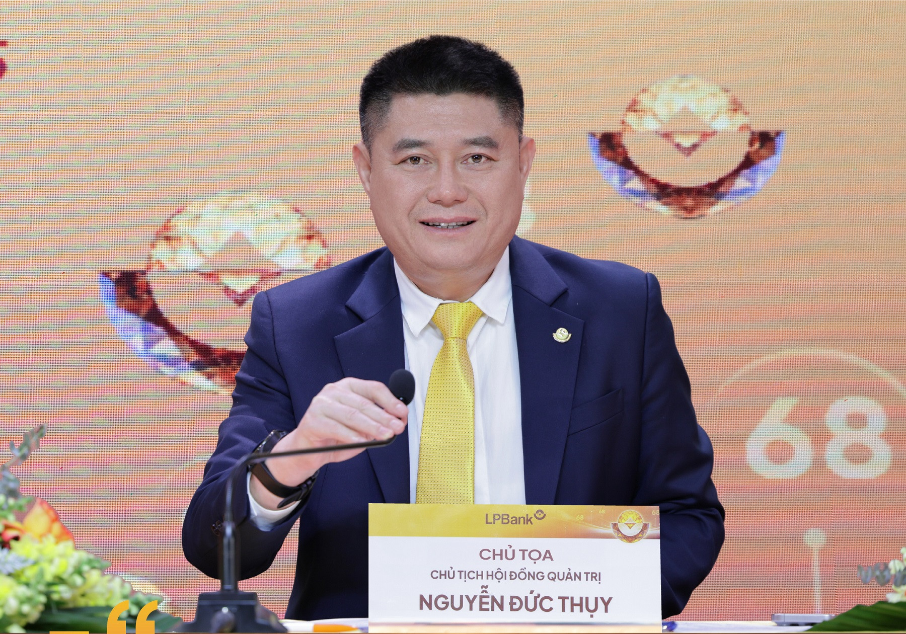 Anh 4 Chu toa Chu tich HDQT LPBank.jpg