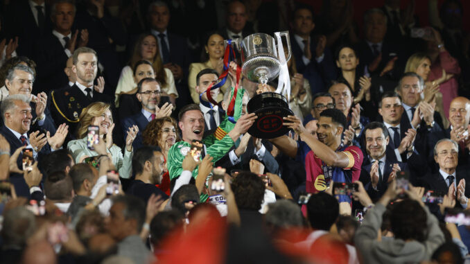 Barca cup nha vua EFE.jpg