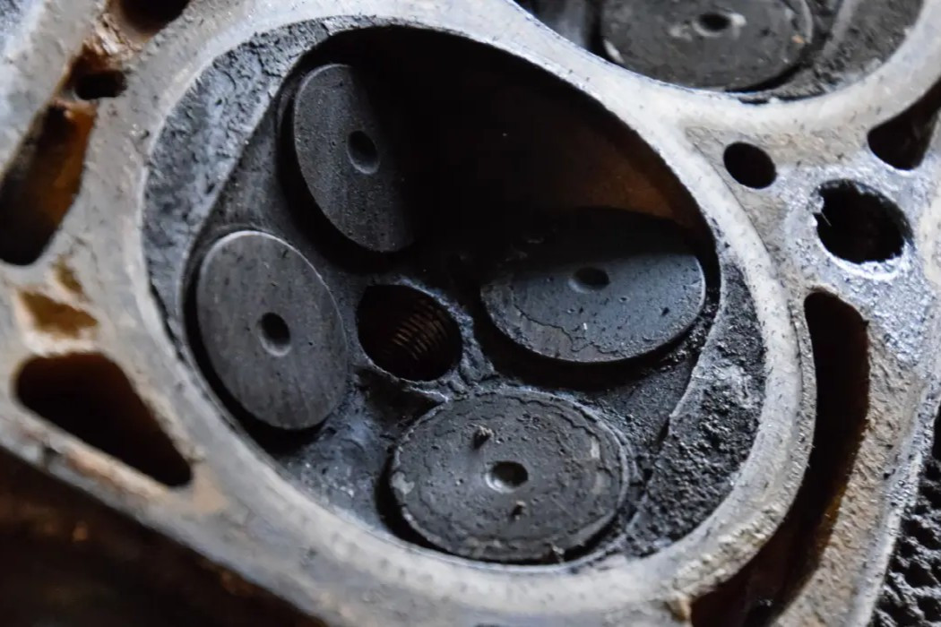 direct injection engine carbon deposits.jpg