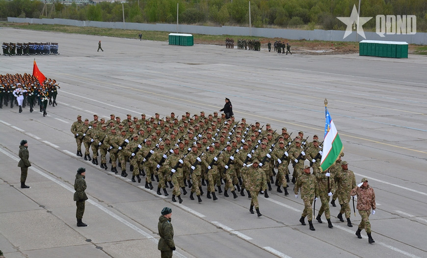 Đoàn QĐND Việt Nam tham gia Lễ duyệt binh tại Quảng trường Đỏ hợp luyện tại thao trường Alabino