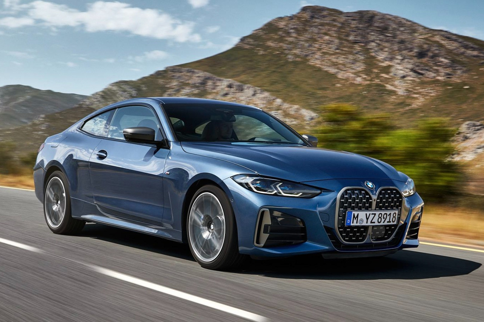 G22 BMW 4 Series vs F22 BMW 4 Series 8.jpg