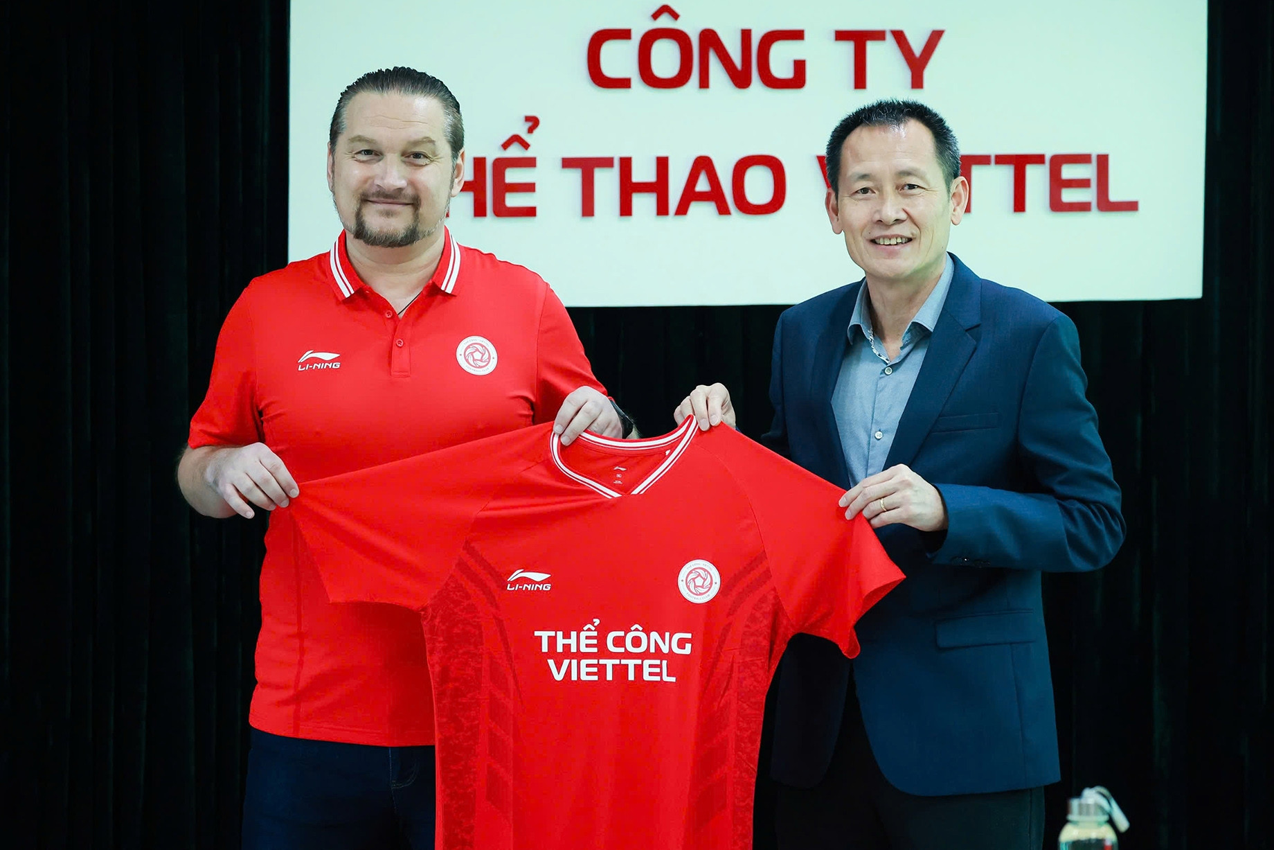 HLV Popov dẫn dắt CLB Thể Công Viettel