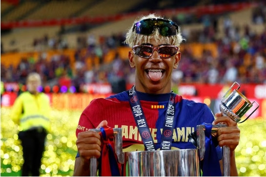 Jude Bellingham cư xử gây tranh cãi, Lamine Yamal dõng dạc tuyên bố