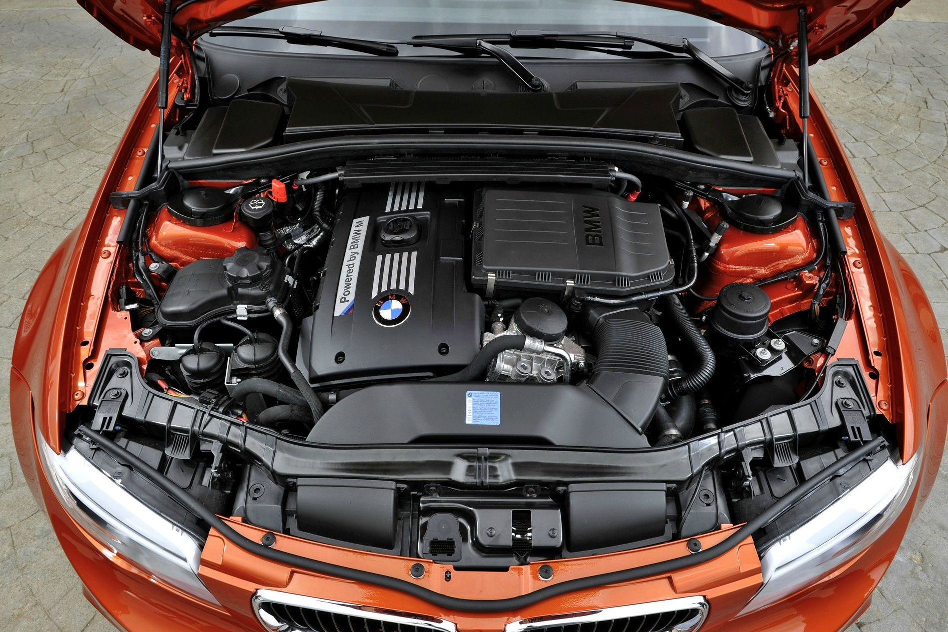 N54 BMW 1M.jpg