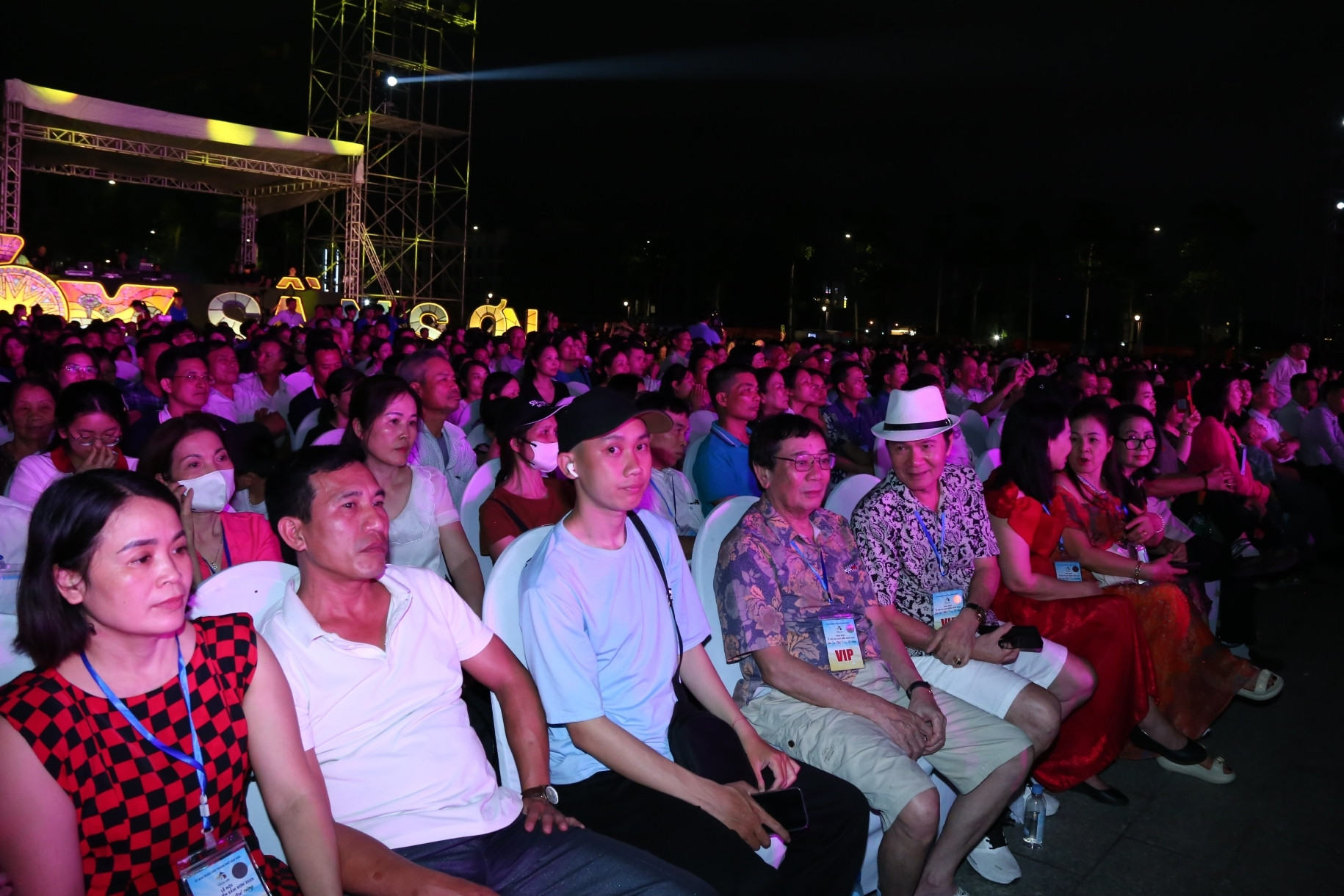 Thanh Hóa: Hàng trăm nghìn người về dự lễ khai mạc du lịch biển Sầm Sơn 2025