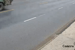 2 em nhỏ mang theo nước, mì gói rời Đồng Nai nghi đạp xe tới TPHCM xem diễu binh