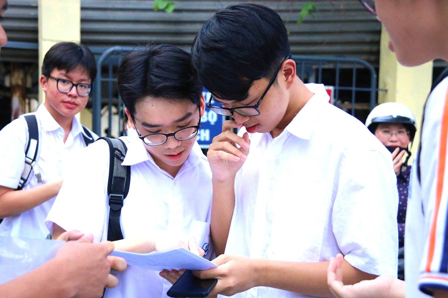 Trường THPT Chuyên Ngoại ngữ bỏ xét tuyển thẳng, chốt chỉ tiêu lớp 10 năm 2025