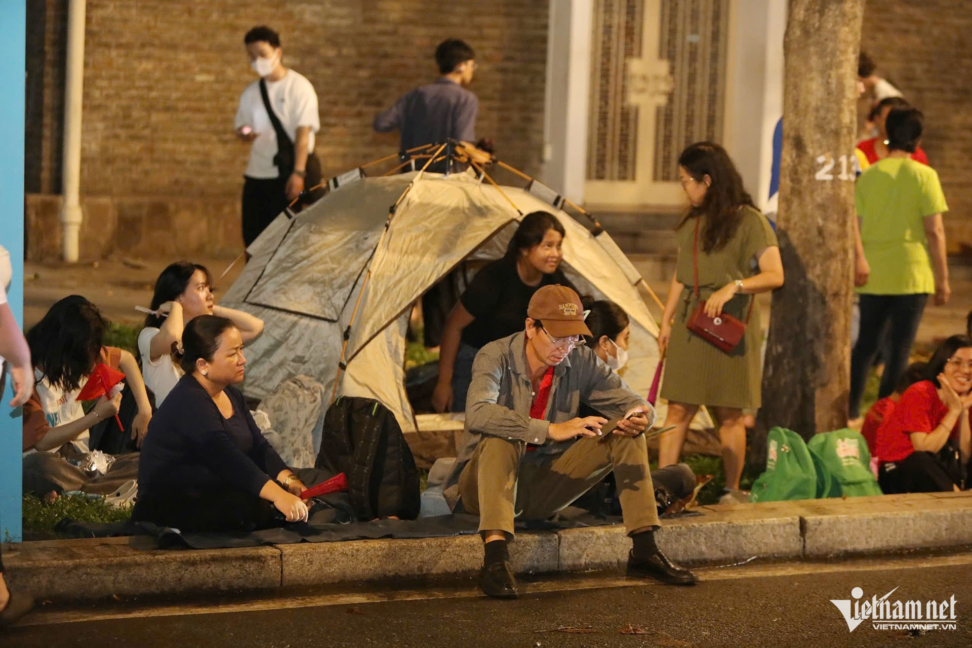 W-59237ed159b8ebe6b2a9 16625.jpg