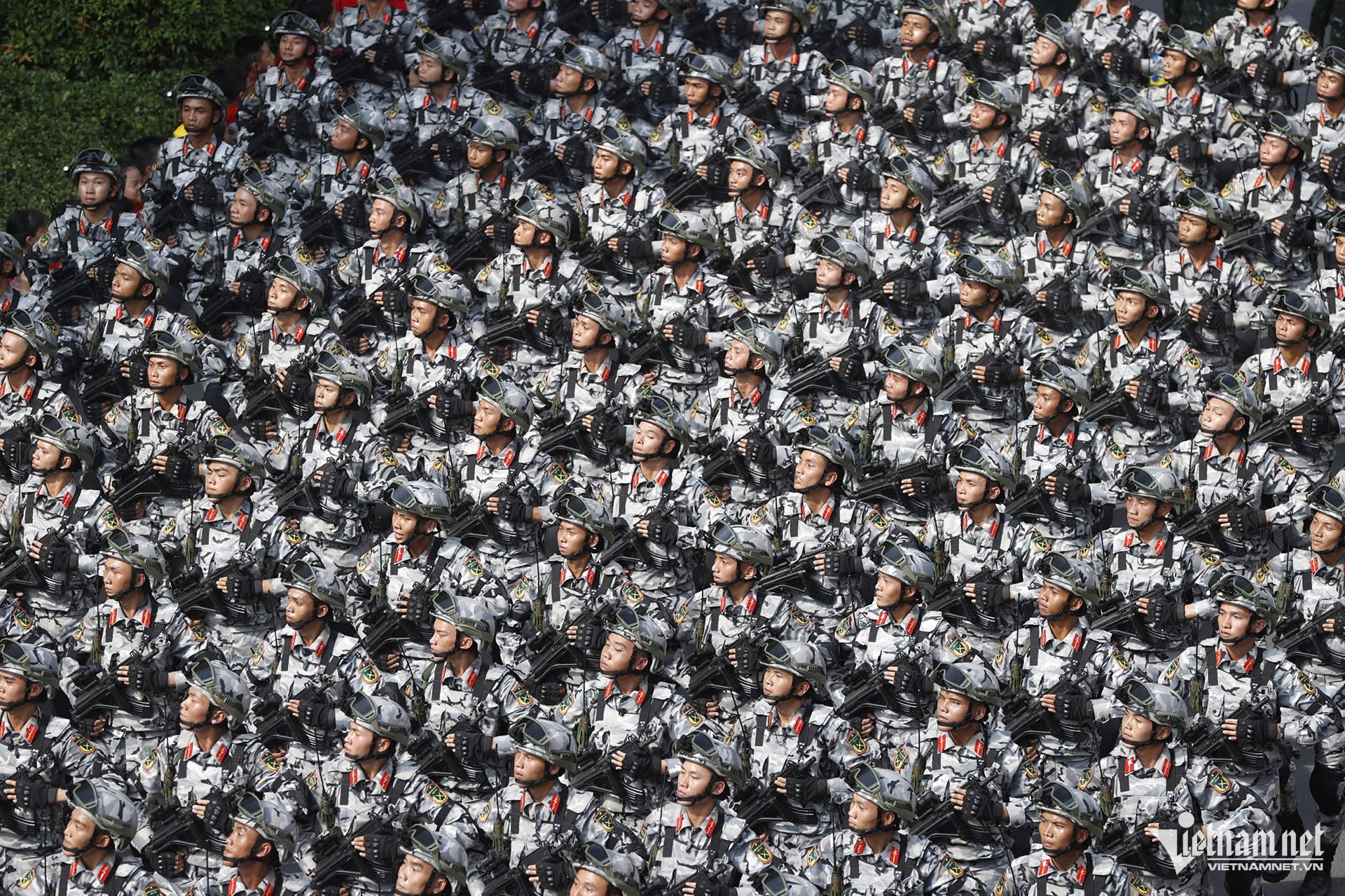 W-ảnh 4 đặc nhiệm dù.jpg