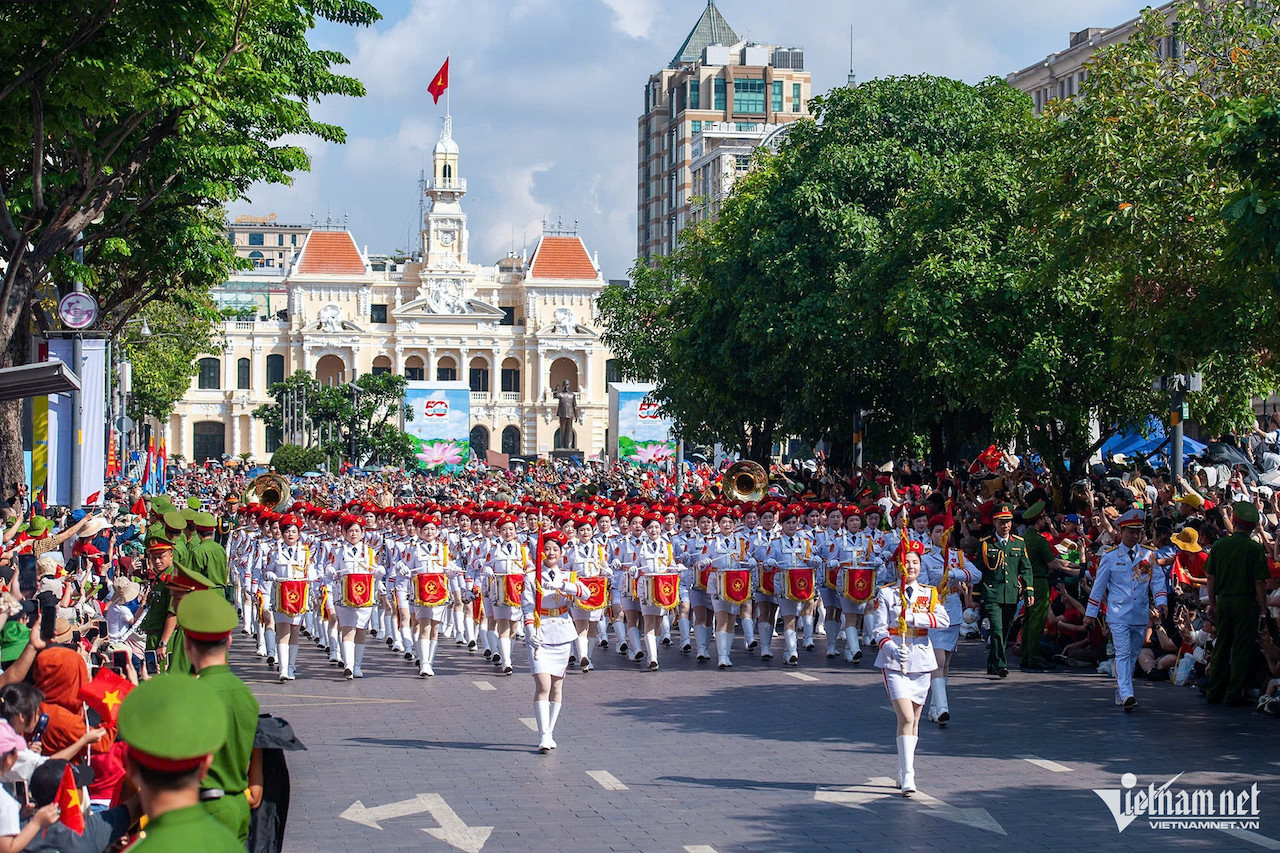 w anh 5 khoi quan nhac 36907.jpg