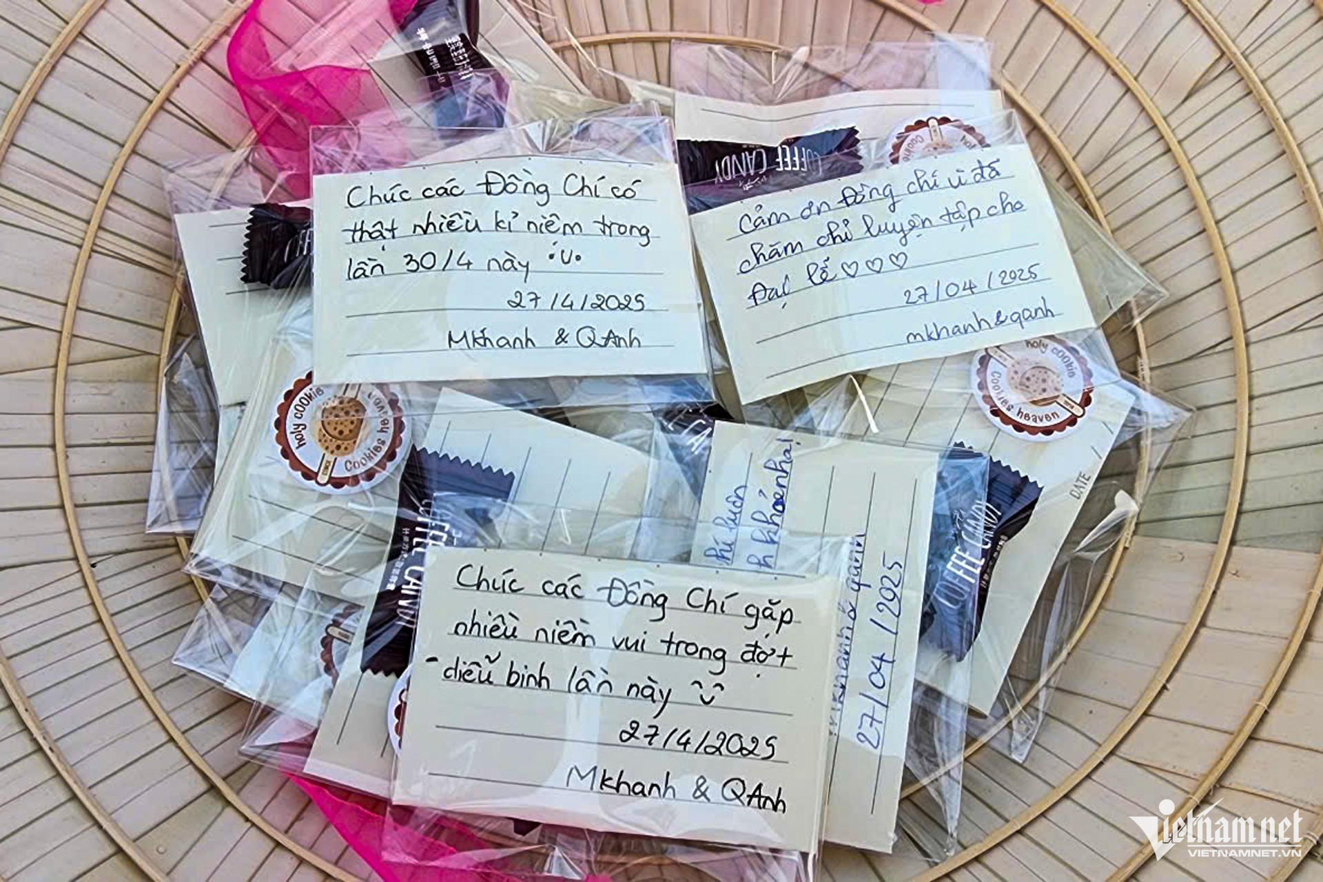 W-diễu binh 15.jpg