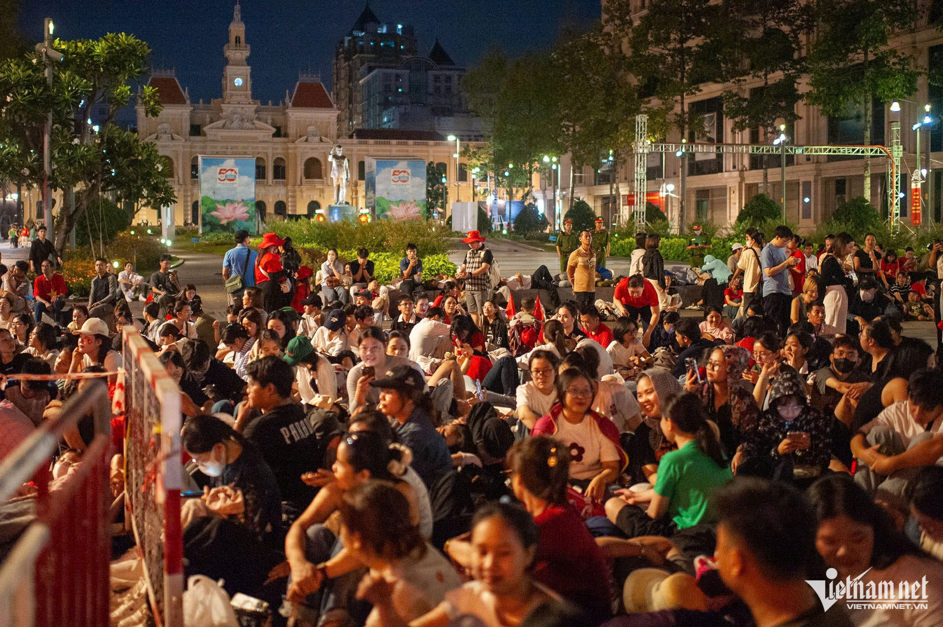 W-tổng duyệt 1.jpg