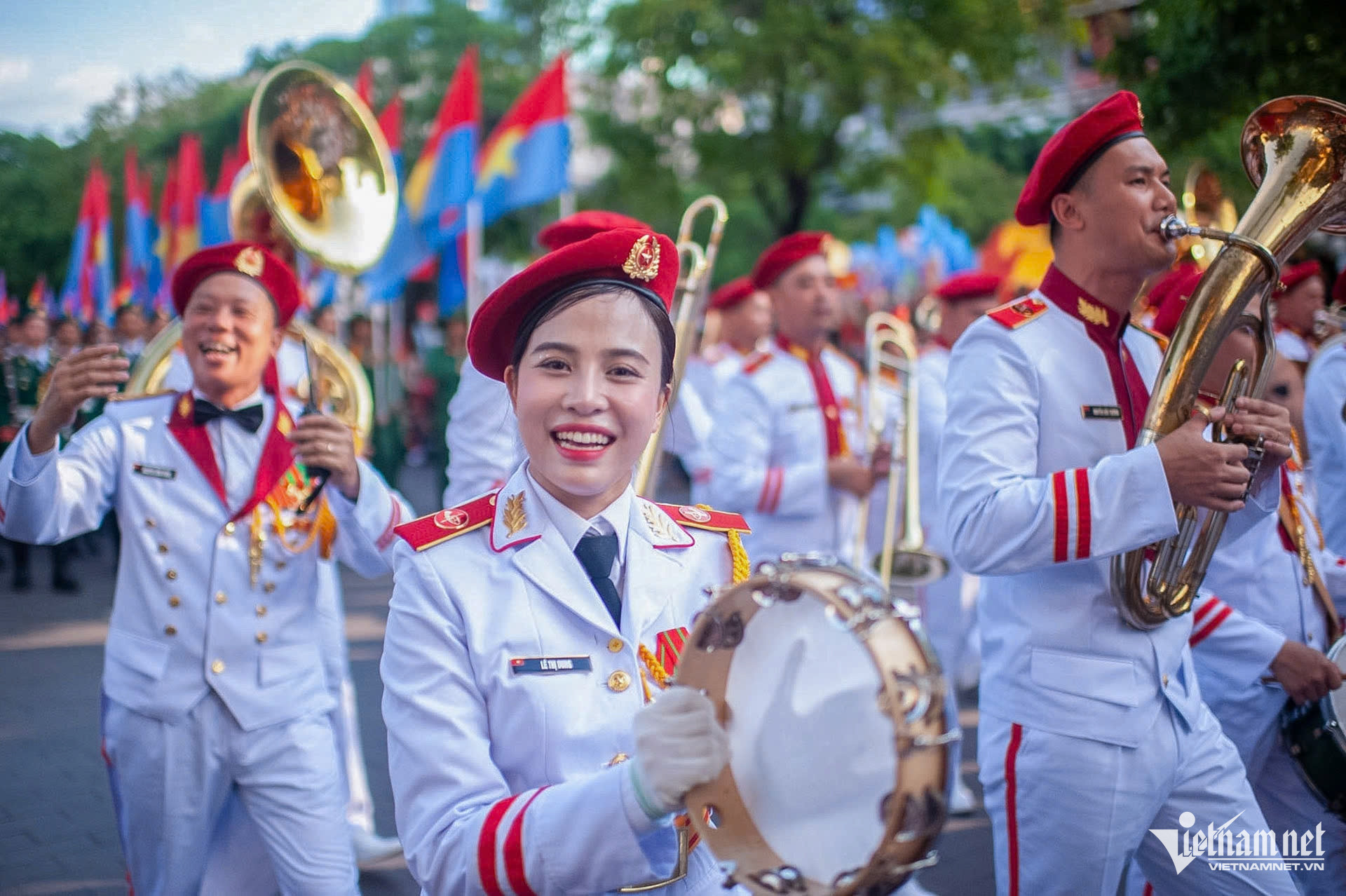 W-tổng duyệt 2.jpg