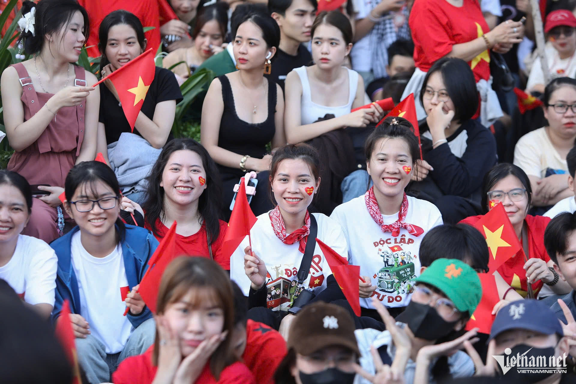 W-tổng duyệt 2.jpg