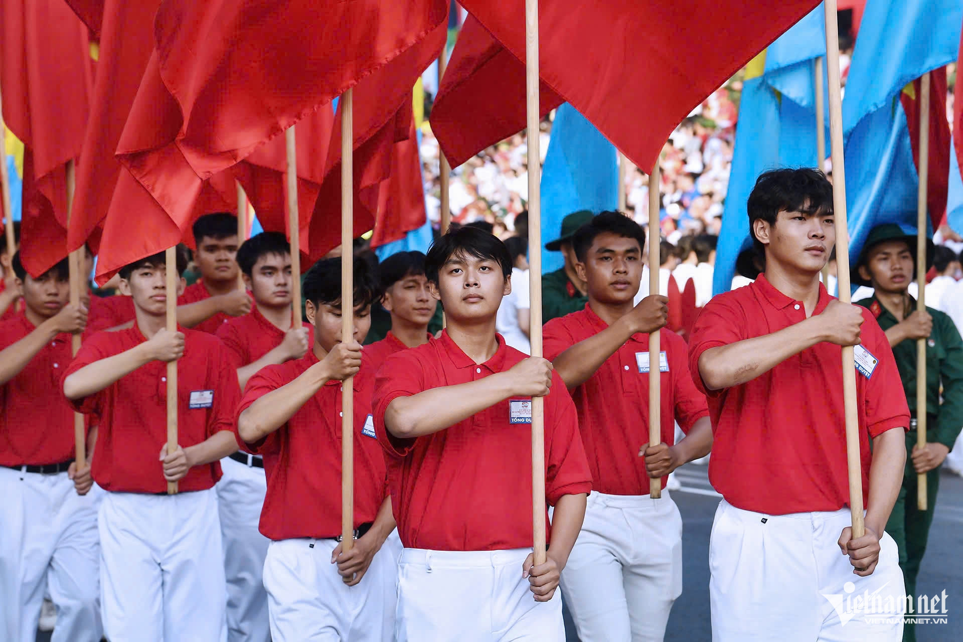 W-tổng duyệt 4.jpg