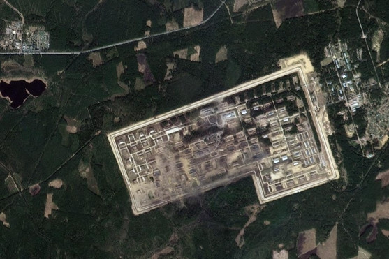 Ảnh vệ tinh hé lộ thiệt hại nặng nề tại kho vũ khí 100.000 tấn của Nga