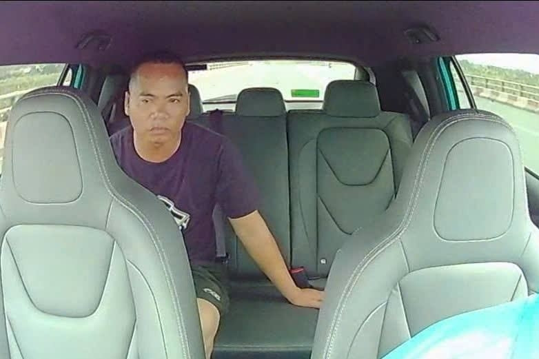 Cảnh sát truy bắt Trần Văn Luyện tội giết người