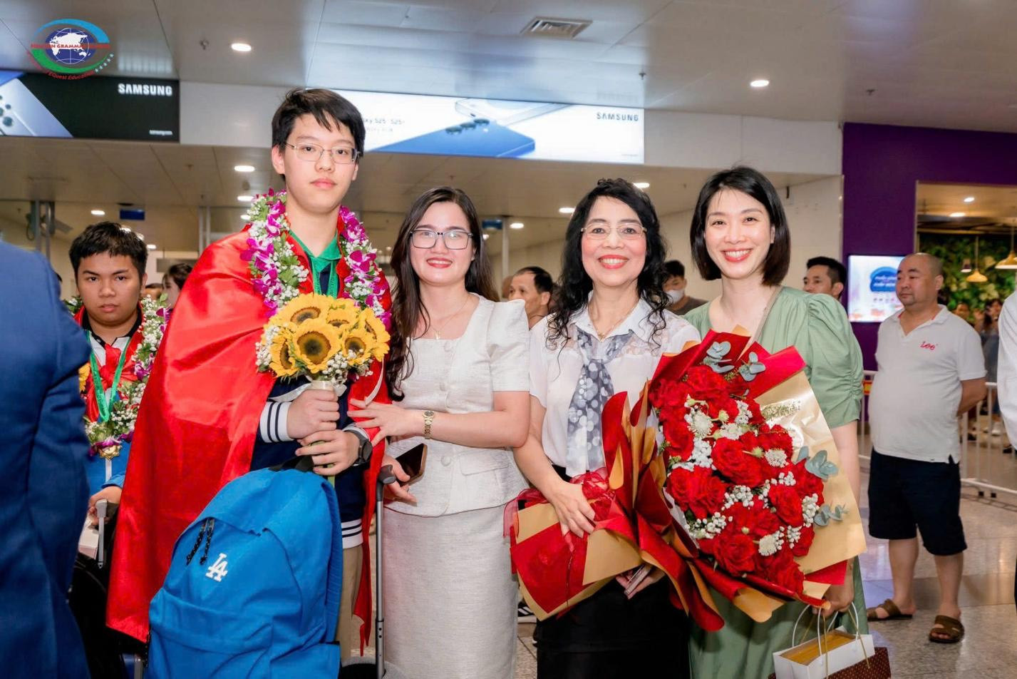 Nam sinh Hà Nội đạt thành tích xuất sắc nhất tại Olympic Toán quốc tế 2025