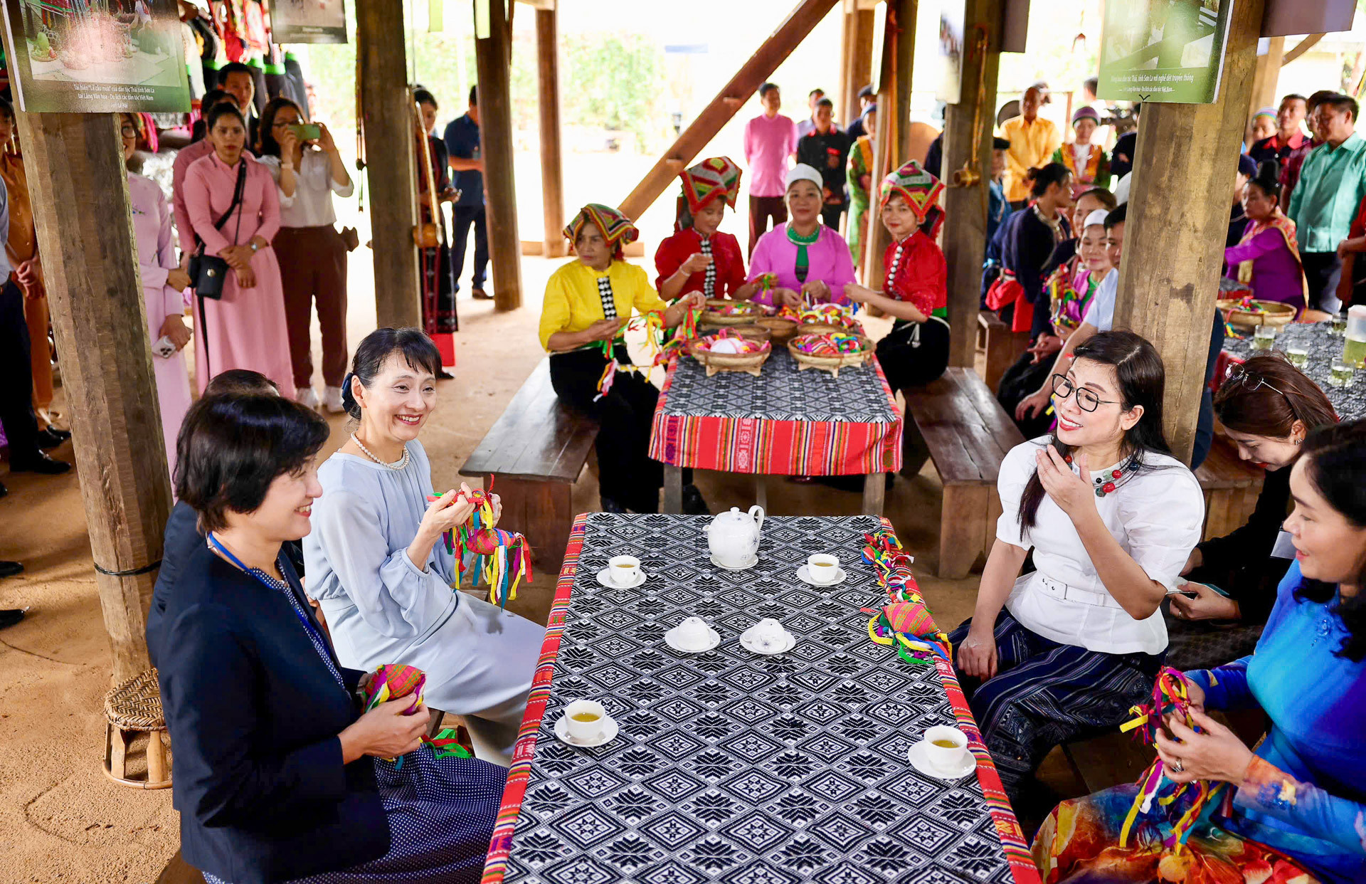 Phu nhân 10.jpg