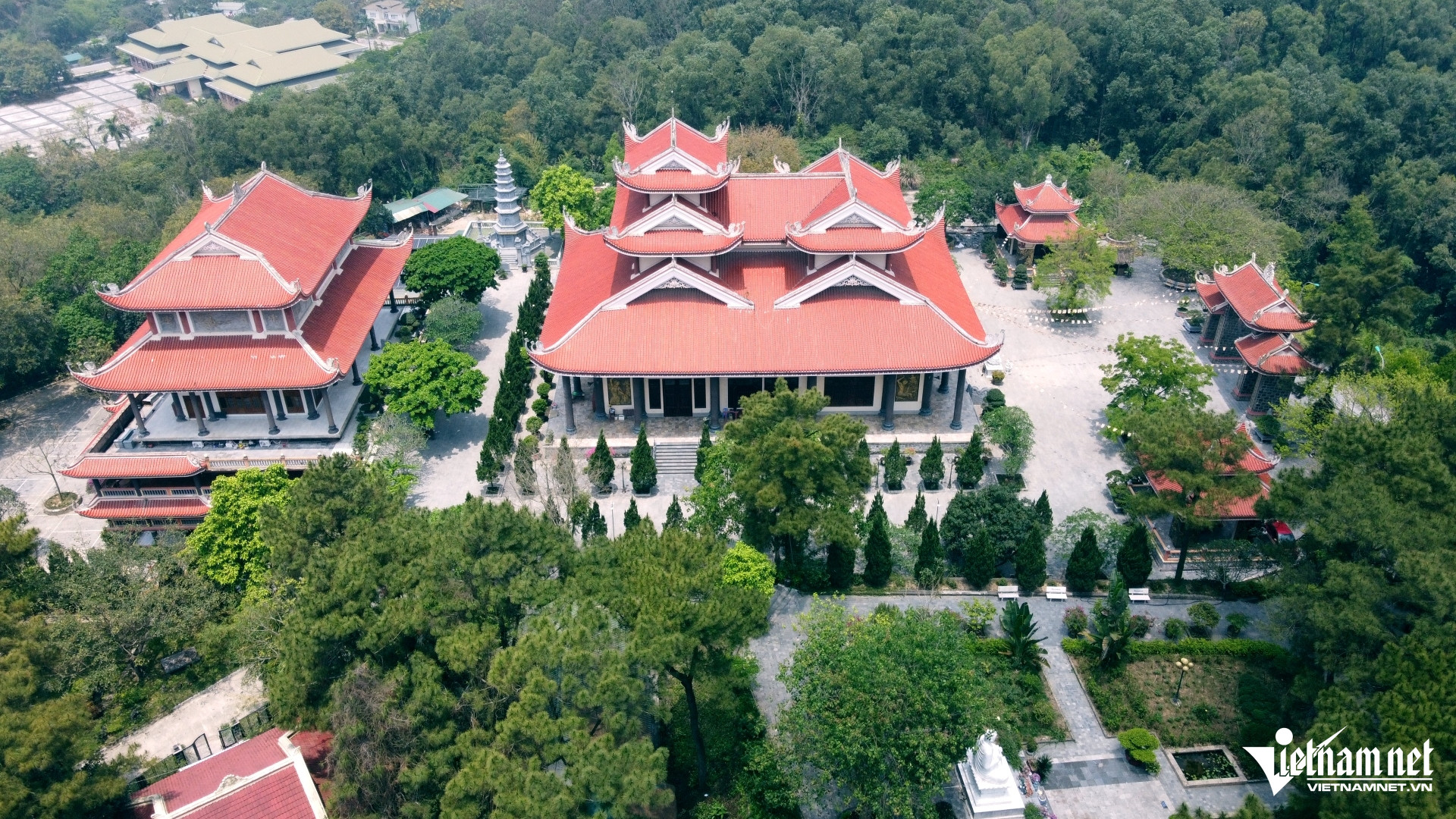 W-a2Khám phá vẻ đẹp Thiền viện Trúc Lâm Hàm Rồng .JPG.jpg