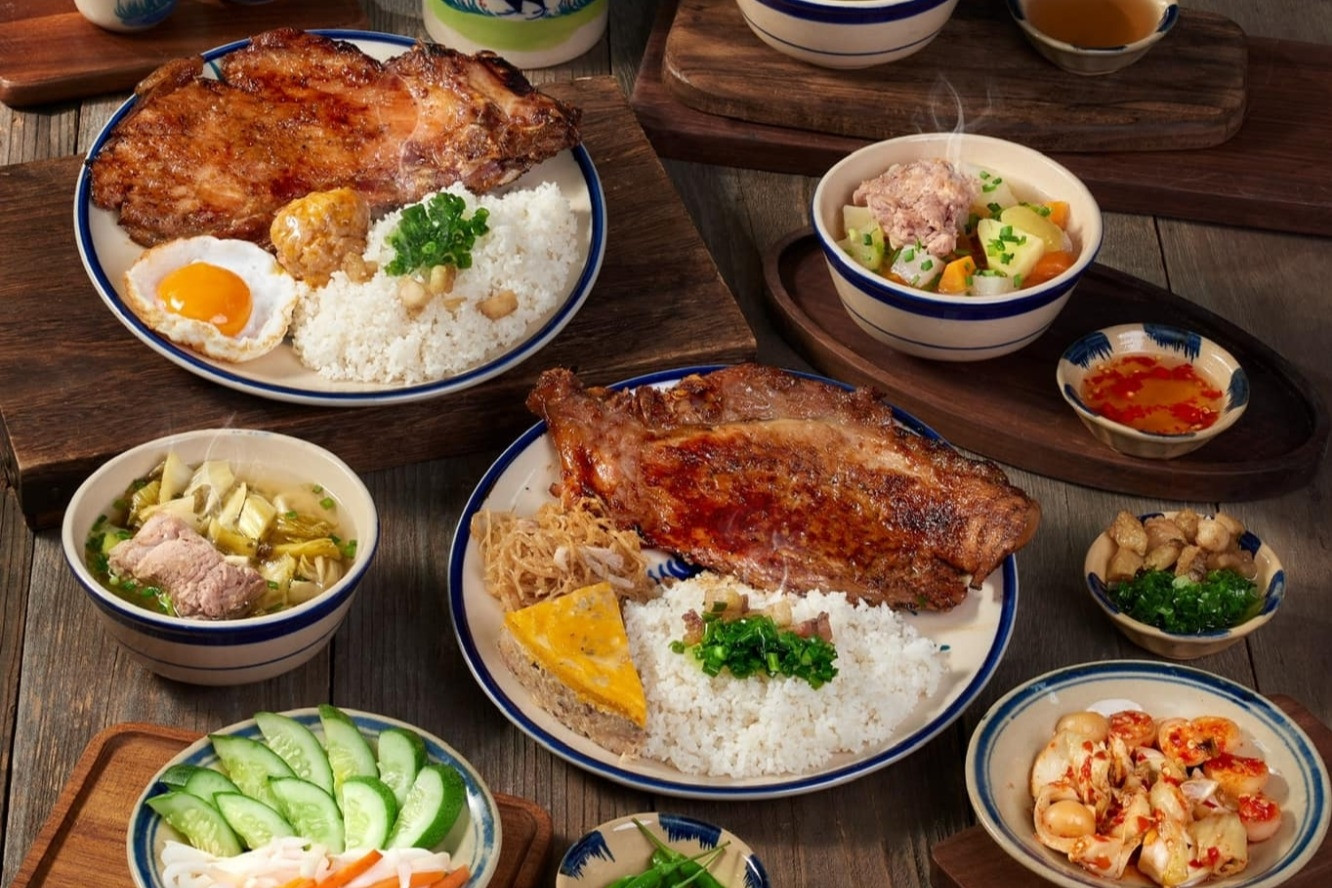 Ăn cơm tấm, bánh mì ngon ở đâu khi tới TPHCM du lịch và xem diễu binh 30/4?