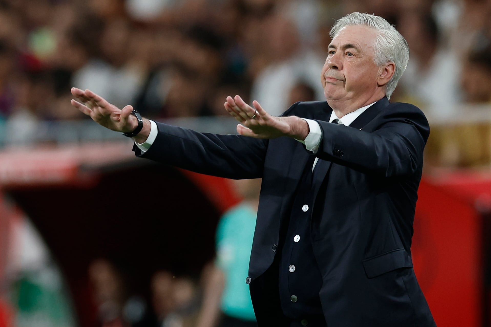Brazil đạt thỏa thuận về lương với HLV Ancelotti