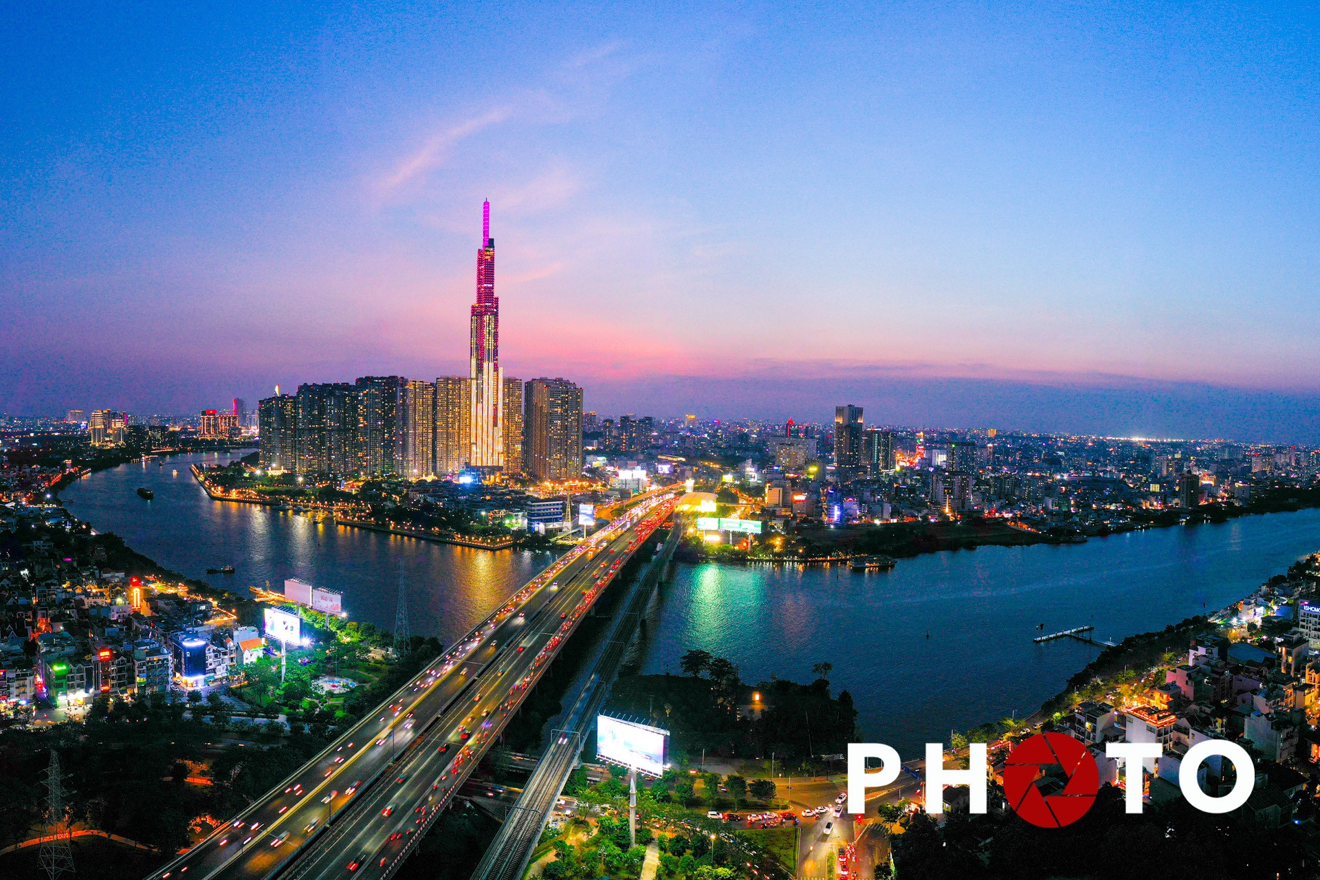 Đô thị TPHCM hiện đại sau 50 năm đất nước thống nhất