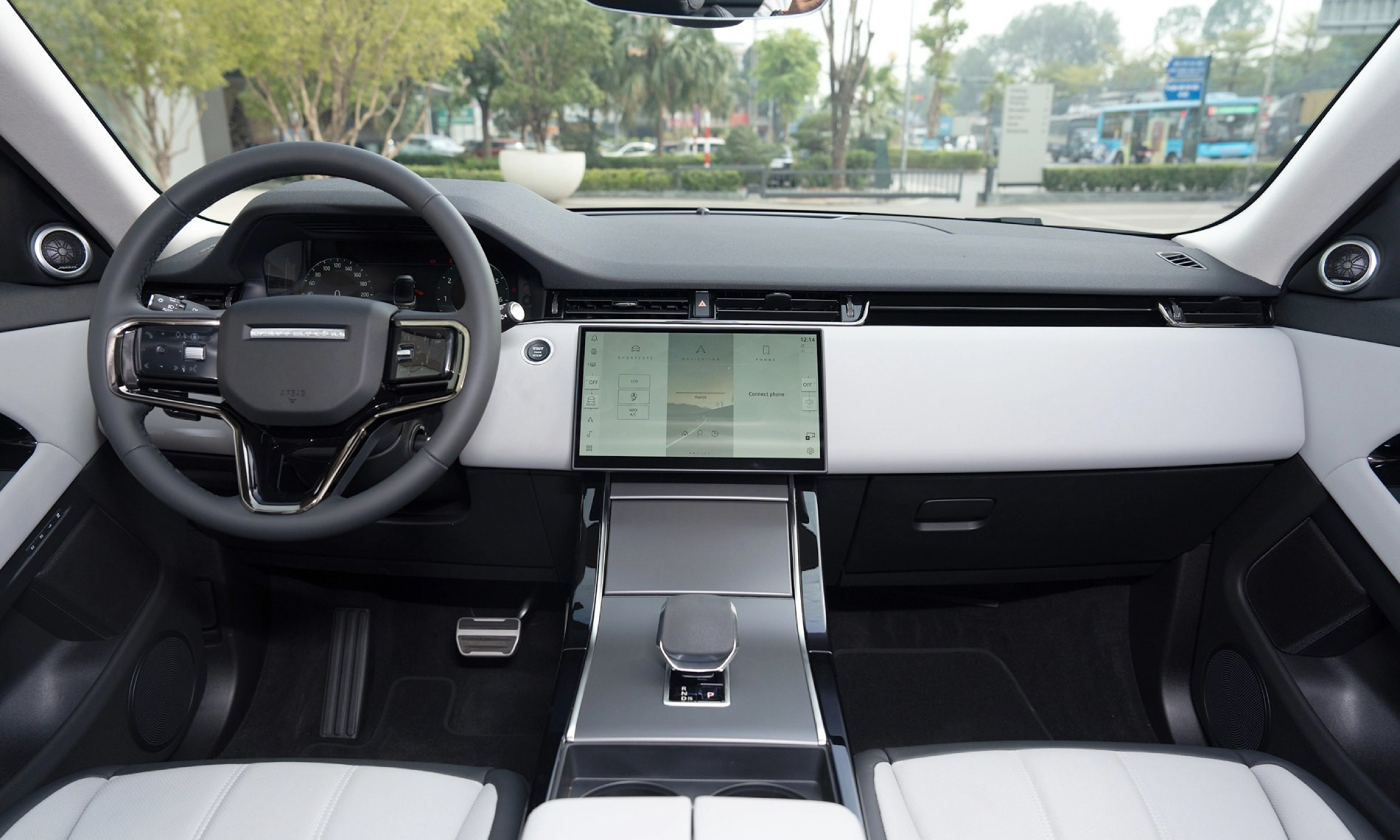 Evoque 2025 noi that.jpg