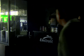 Mất điện bí ẩn, hai nước Nam Âu ban bố tình trạng khẩn cấp