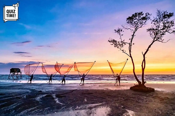 Vùng nào vốn không có biển chuẩn bị 'sở hữu' bãi cát đen nổi tiếng?