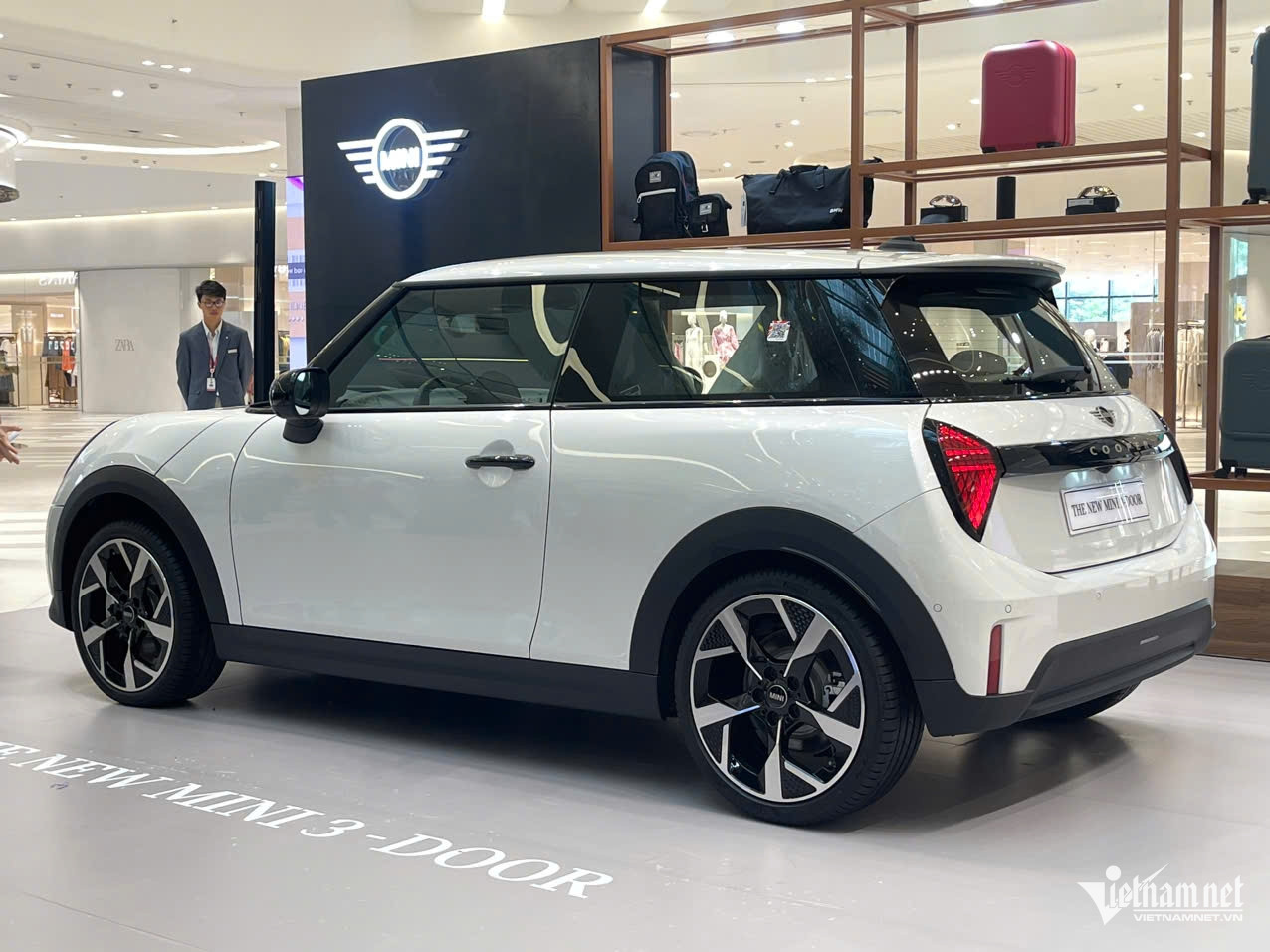 W-MINI 3d 3.jpg