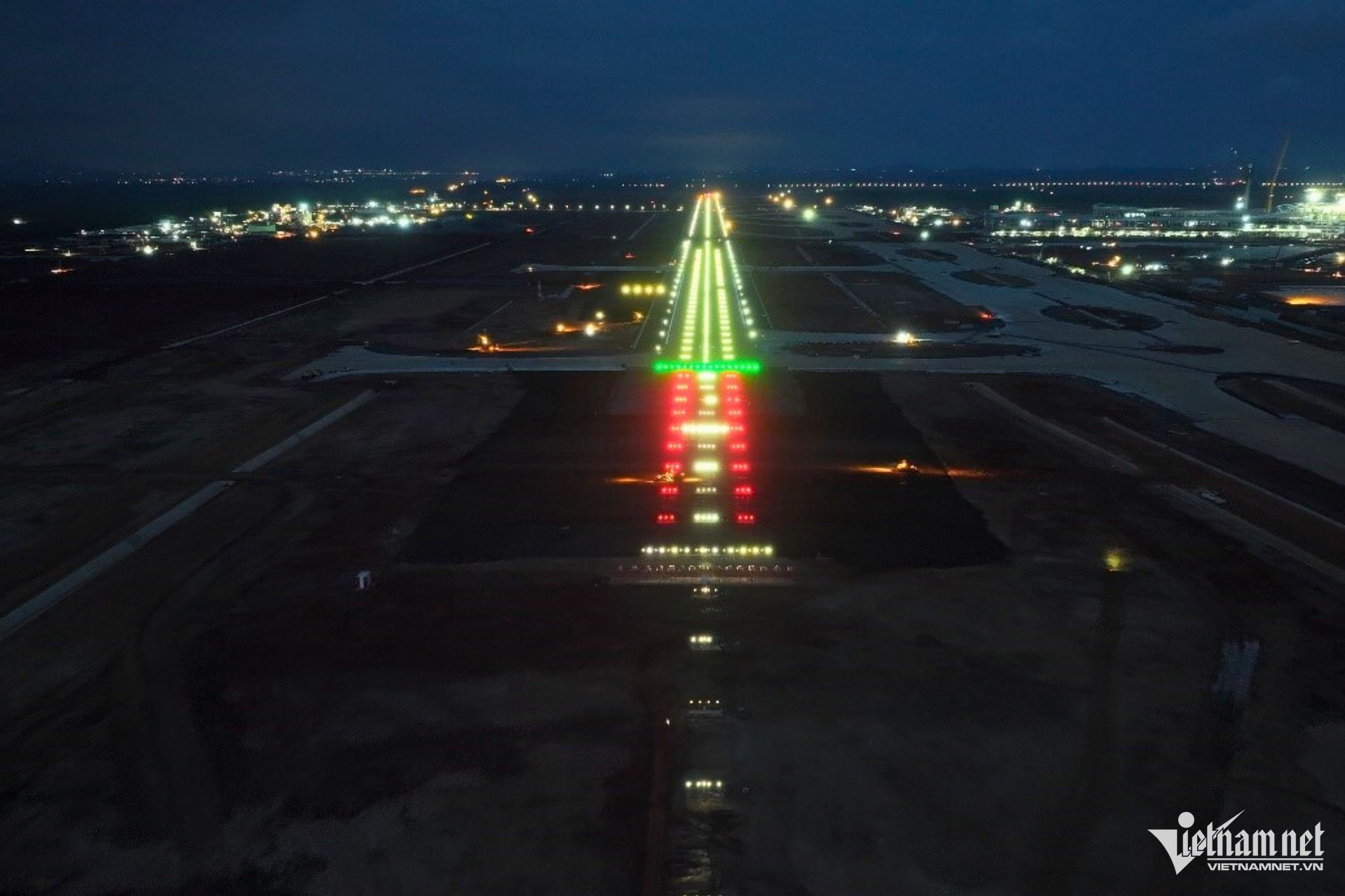 W-san bay long thanh.jpg